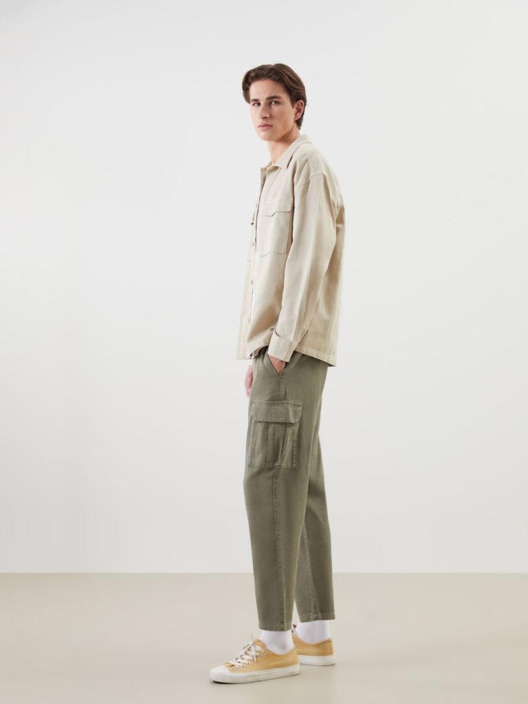 Kuyov tukli semiz qaynonasini sikdi Porno bilan kulgili komediya